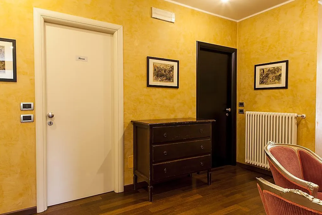 *** Guest house Santa Caterina Hotel Bergamo Italy